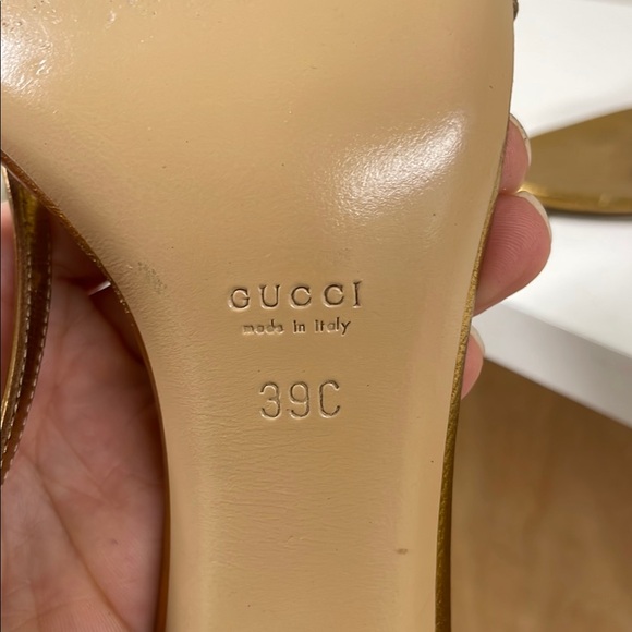 Gucci Gold Stiletto Heels with Crystal Embellishments - Picture 2 of 3